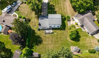 6333 Juniper Dr, Amherst, OH 44001