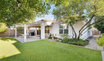 4414 E GLACIER Pl, Chandler, AZ 85249