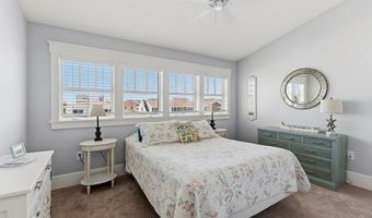 244 14th St, Avalon, NJ 08202