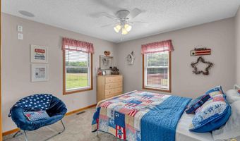 8737 SW 85th St, Auburn, KS 66402