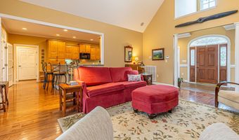 21030 Skyward Dr, Abingdon, VA 24211