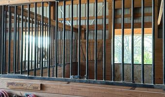 11 E 1100 Rd, Baldwin City, KS 66066
