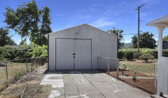 2665 E St, Springfield, OR 97477