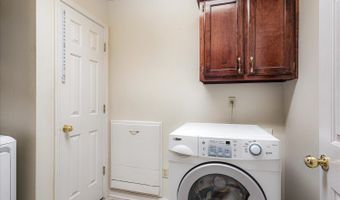 6841 TREE BREEZE, Bartlett, TN 38135