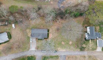 130 Cherokee Cir, Benton, TN 37307