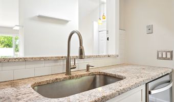 27 Pheasant Run 27, Cromwell, CT 06416