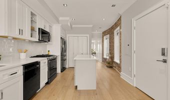 1735 1ST St NW 2, Washington, DC 20001