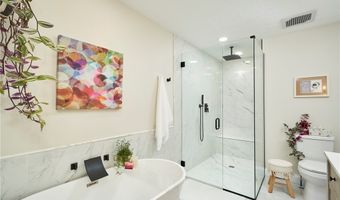 755 Sand Run Rd, Akron, OH 44313