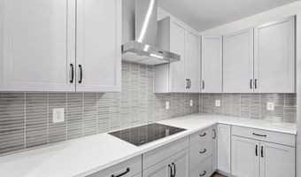 19719 MISTY MOSS Sq 1, Ashburn, VA 20147