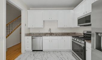 5438 SUMMER LEAF Ln, Alexandria, VA 22312