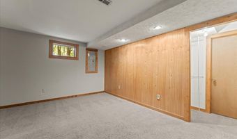 3505 Holly Ridge Dr, Cincinnati, OH 45255