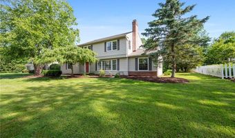 195 Shawnee Trl, Aurora, OH 44202
