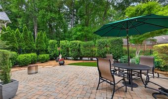 4221 Dogwood Bend Ter, Berkeley Lake, GA 30096