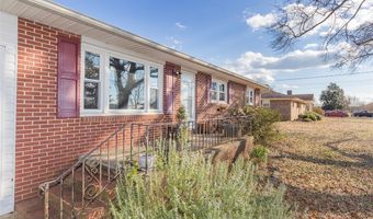 124 Selwyn Dr, Anderson, SC 29625