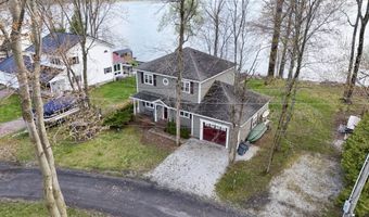 23 Mud Pt S, Alburgh, VT 05440