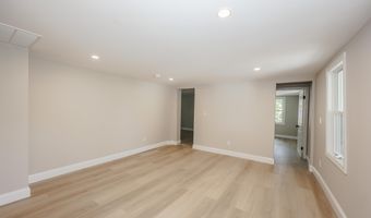 32 Raymond Rd, Auburn, NH 03032