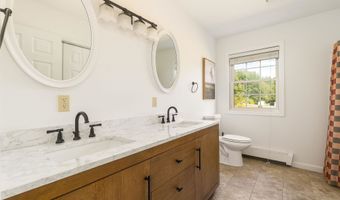 471 Crosstown Rd, Berlin, VT 05602
