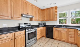 4705 22ND St N, Arlington, VA 22207