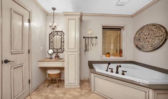 15763 S County Road 206 Rd, Altus, OK 73521