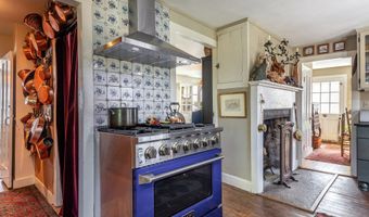 1 Warner Rd, Bridgewater, CT 06752