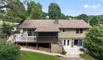 823 Birdie Dr, Abingdon, VA 24211