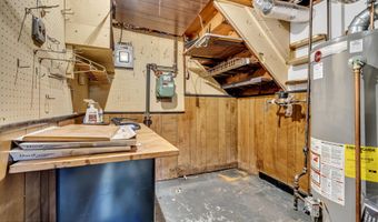 103 Hallberg Ave, Bergenfield, NJ 07621