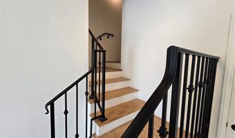 6937 Knowlton Pl 3, Los Angeles, CA 90045