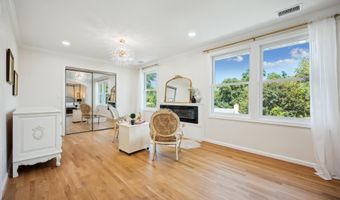 9813 MONTAUK Ave, Bethesda, MD 20817
