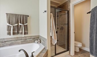 5254 SHADOW ROCK Dr, Cheyenne, WY 82009