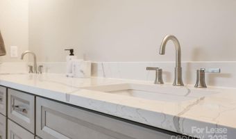 21 Craftsman Overlook Rdg, Arden, NC 28704