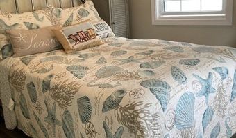 13 Thompson Rd A, Bourne, MA 02532