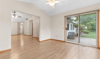 14049 Essex Ct, Apple Valley, MN 55124
