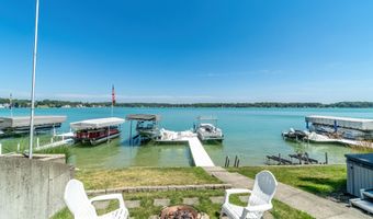 6540 W South Lake Gage Dr, Angola, IN 46703