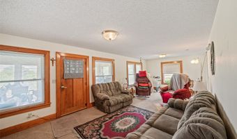 4370 NE 64th St, Altoona, IA 50009