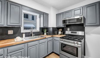 896 Indian Trl, Akron, OH 44314