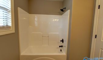 22947 Pin Oak Dr, Athens, AL 35613