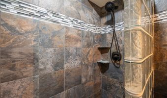 2465 Kuhio Ave 410, Honolulu, HI 96815