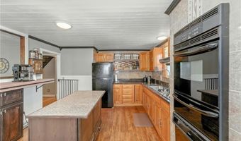 82 Martin St, East Providence, RI 02914