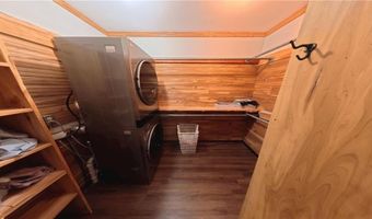 980 Lake Viking Ter, Altamont, MO 64620