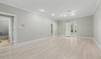 530 N 2nd St, Bay St. Louis, MS 39520