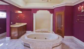 81 Potts Rd, Allentown, NJ 08501