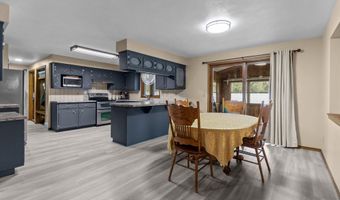 1022 E CAPITOL Dr, Appleton, WI 54911