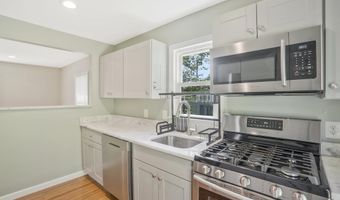 6024 RIXEY Dr, Alexandria, VA 22303