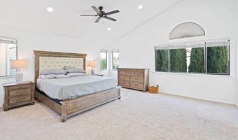 318 Redrock Dr, Antioch, CA 94509