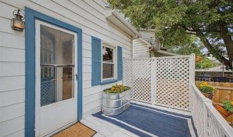 15596 Thomas Ave, Allen Park, MI 48101