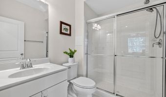 8106 ZOE Pl, Alexandria, VA 22306