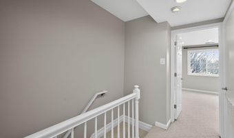 1455- B N VAN DORN St, Alexandria, VA 22304