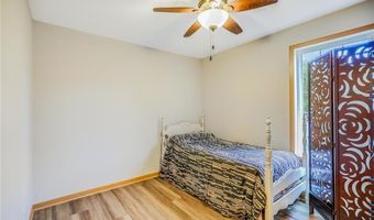 15521 Foghorn Ln, Apple Valley, MN 55124