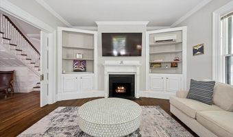 75 W Broadway, Bangor, ME 04401