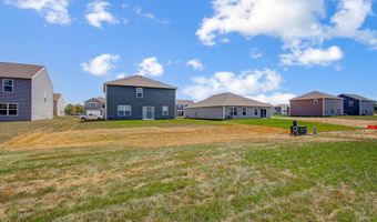 10 Sawmill Dr, Ashville, OH 43103